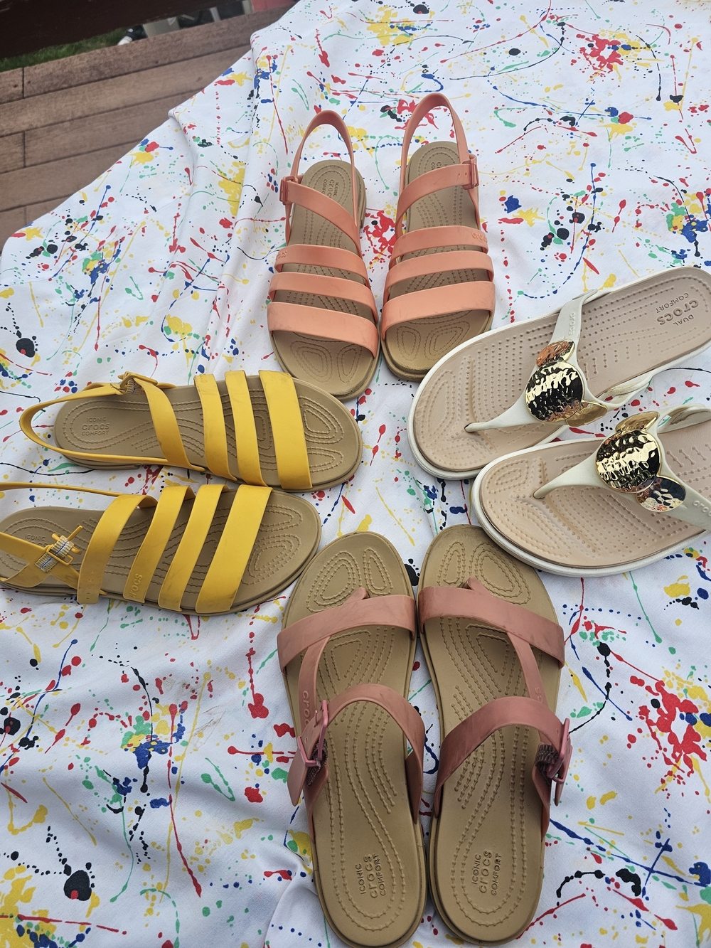Crocs Bundle 4 Pairs Of Strappy Sandles Size 7 M
